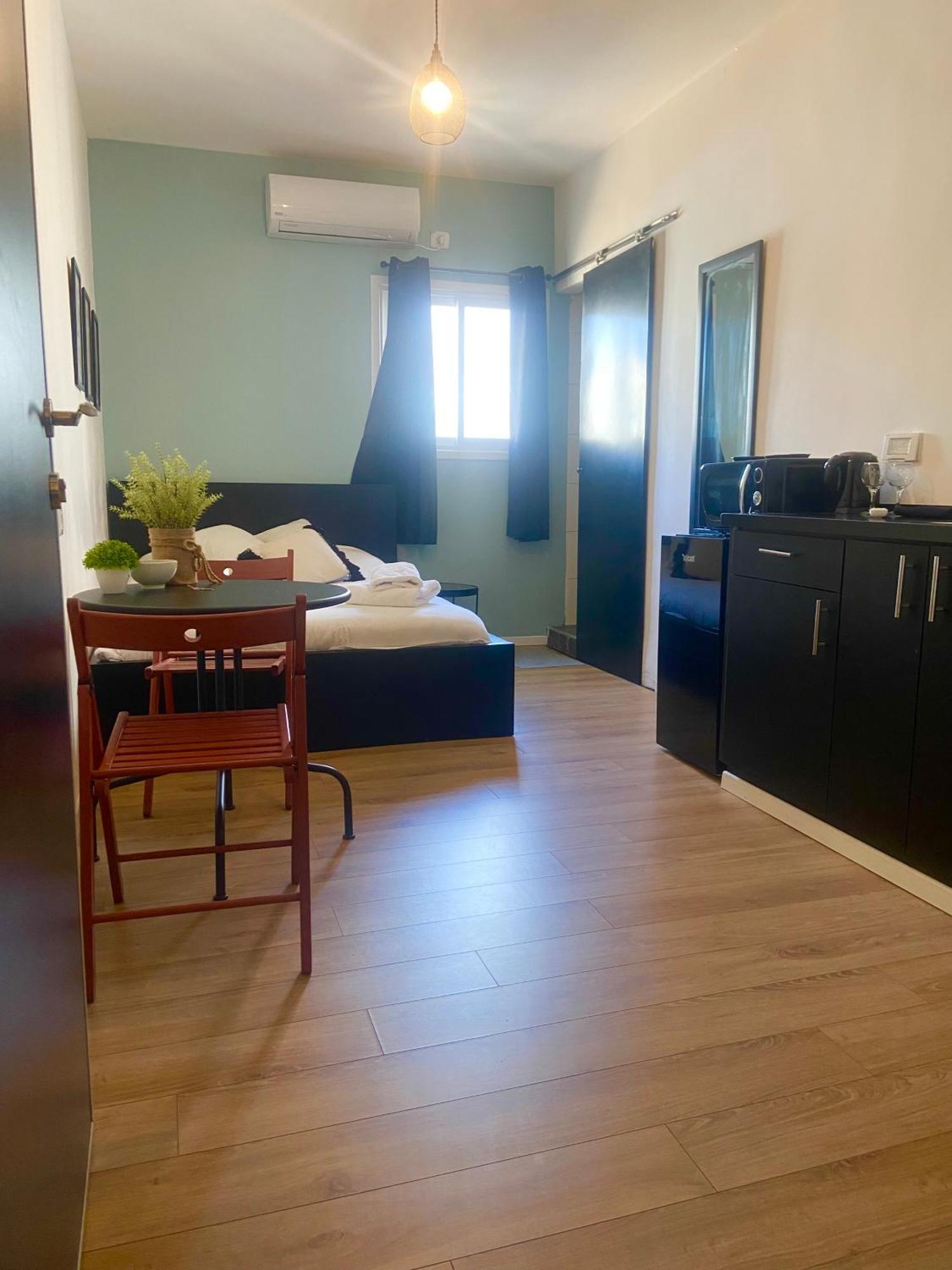 Levo Urban Studios Tel Aviv Exteriör bild
